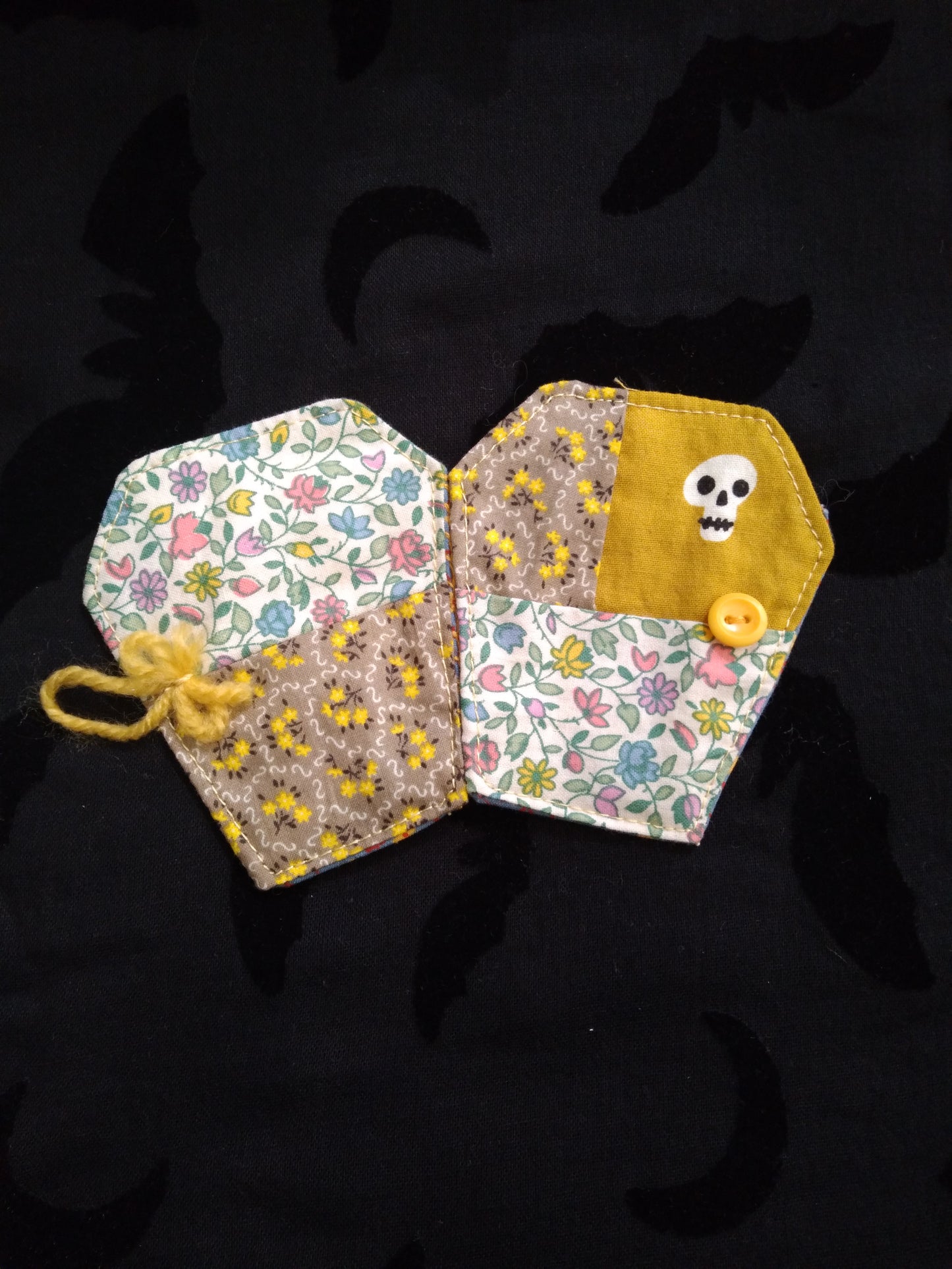 Patchwork Coffin Needle Book