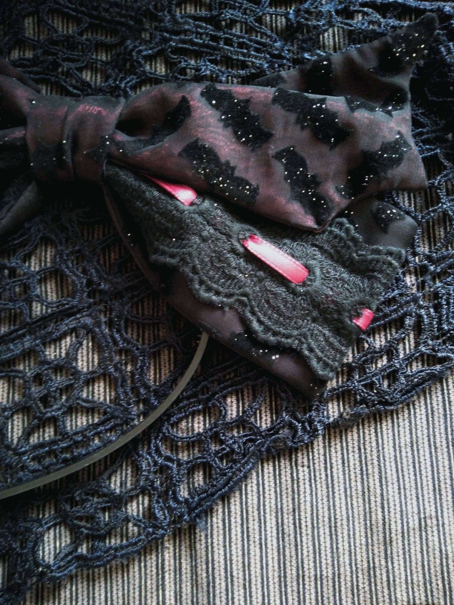 Blood n Sparkle Bat Headbow