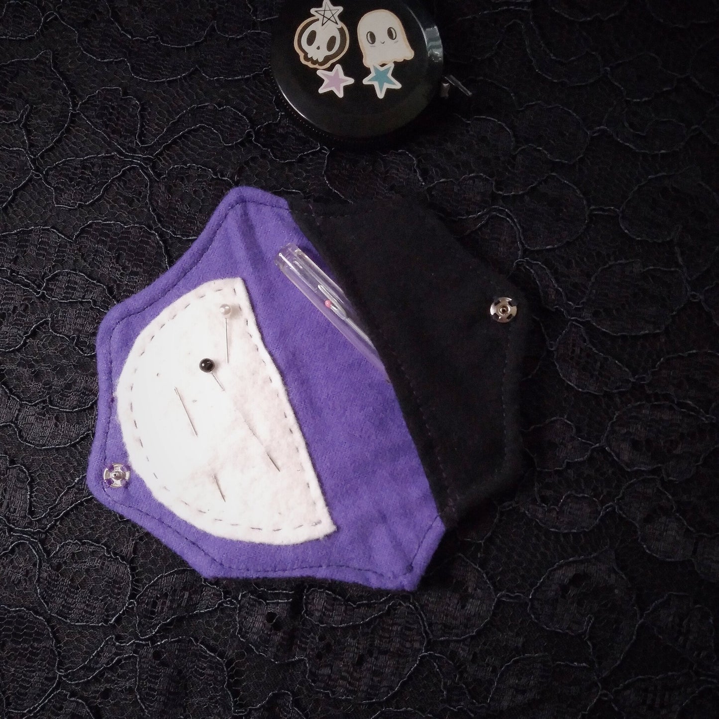 Charlotte's Needle Book