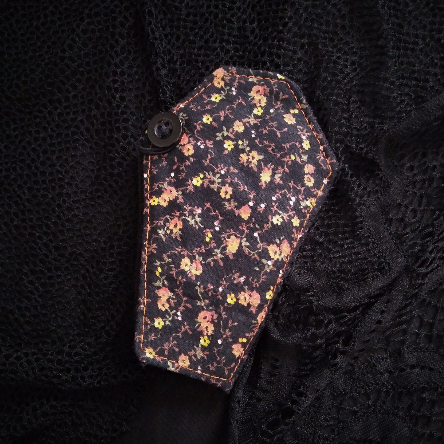 Bramble Coffin Needle Book