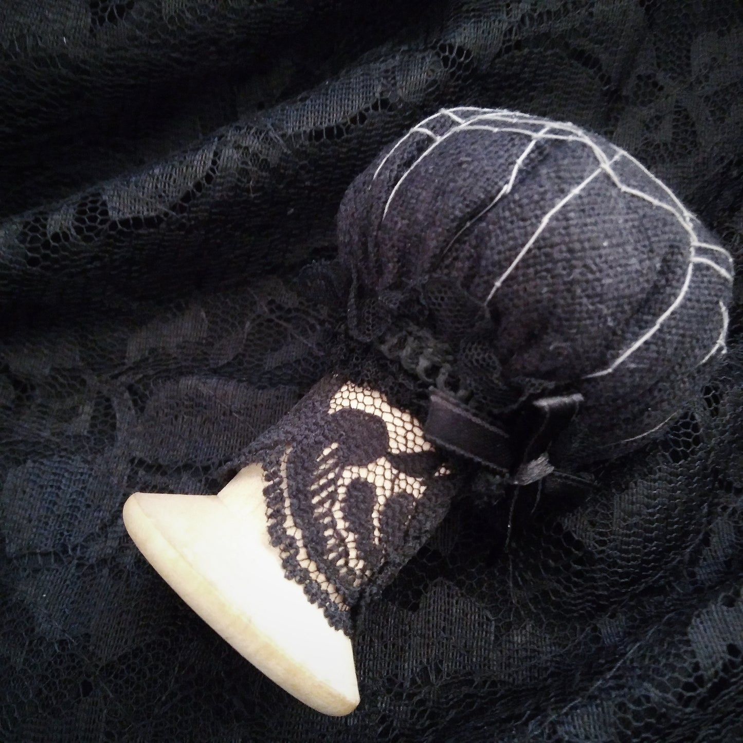 Charlotte's Toadstool Pincushion