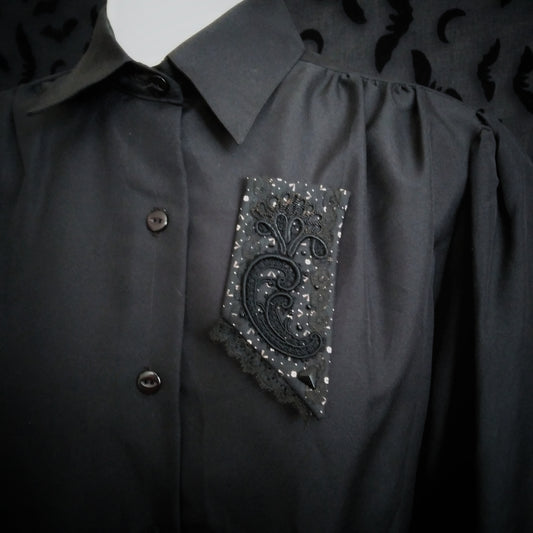 Melancholia Ribbon Brooch ll