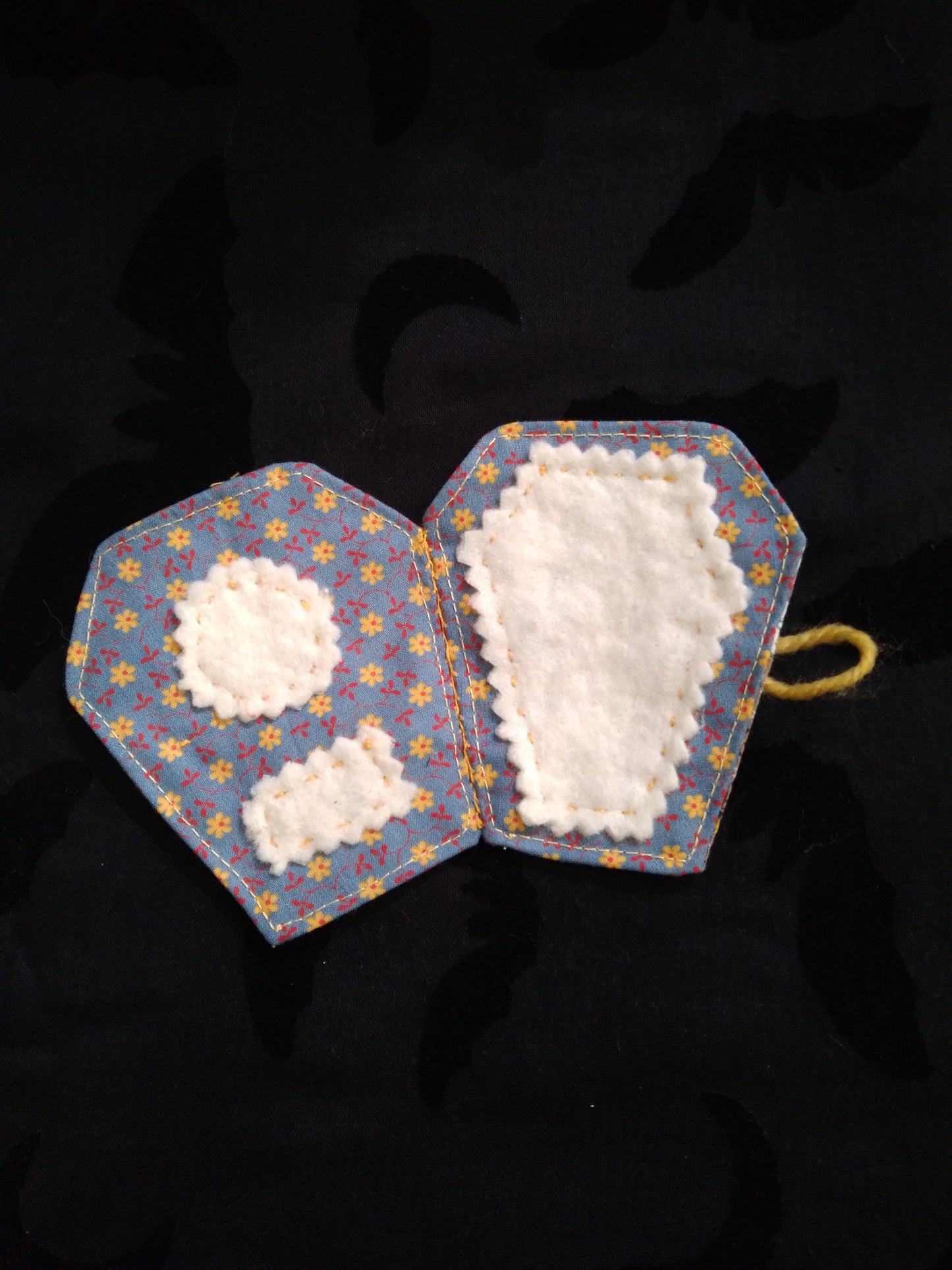 Patchwork Coffin Needle Book