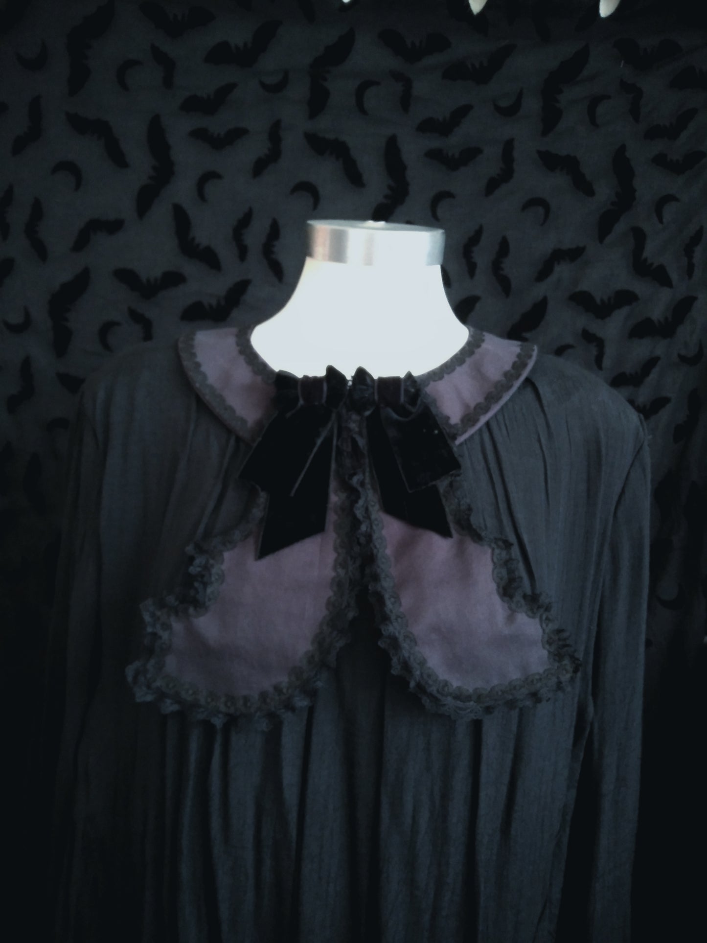 October Night Jabot Collar