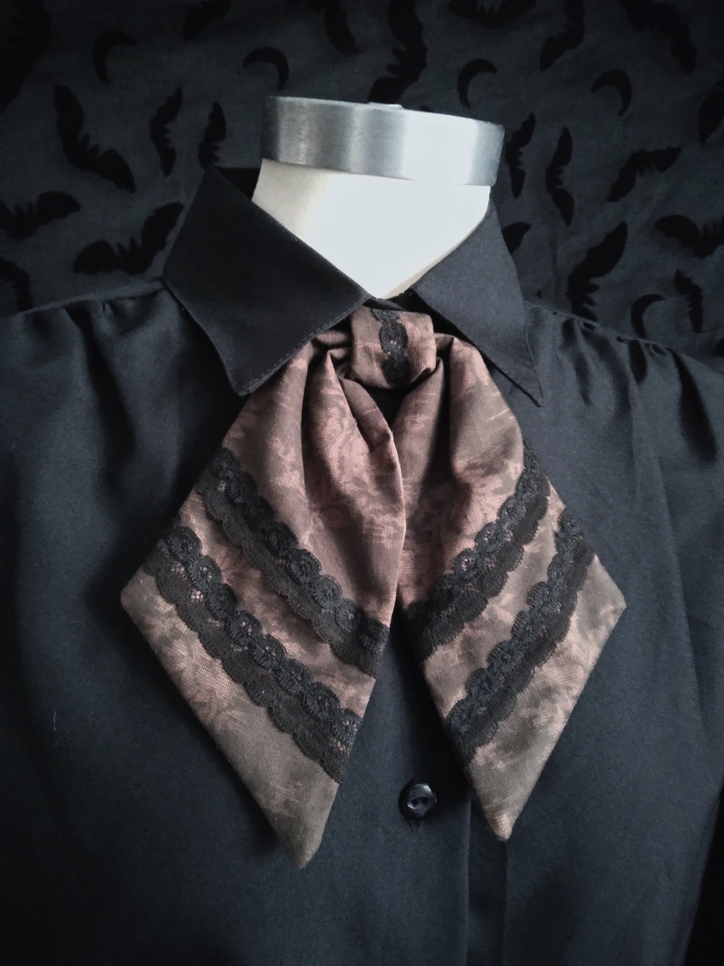 Bygone Jabot
