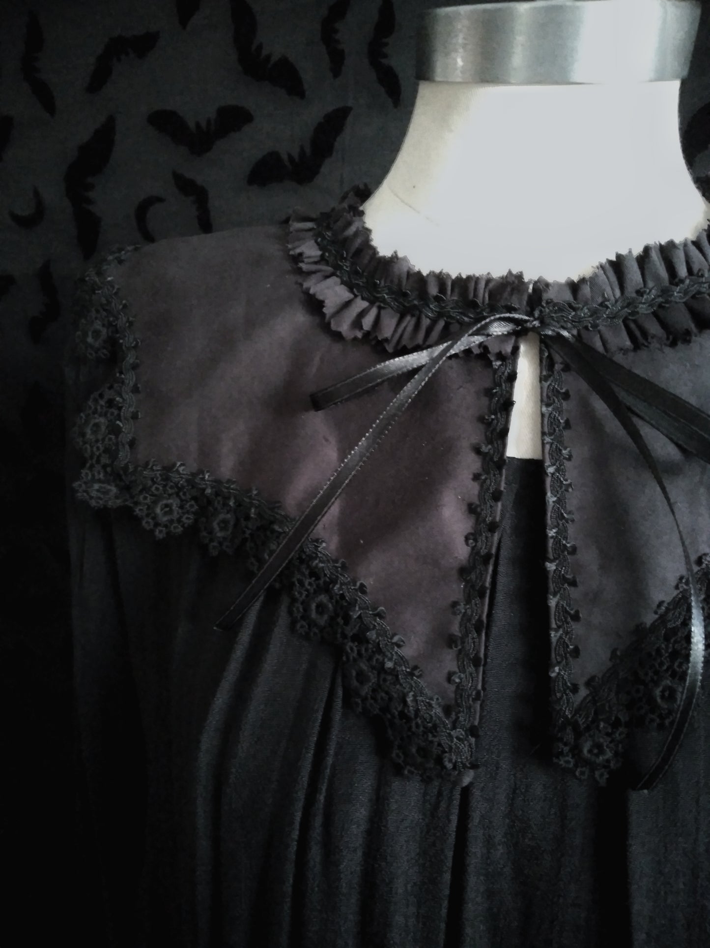 Alucard Batwing Collar