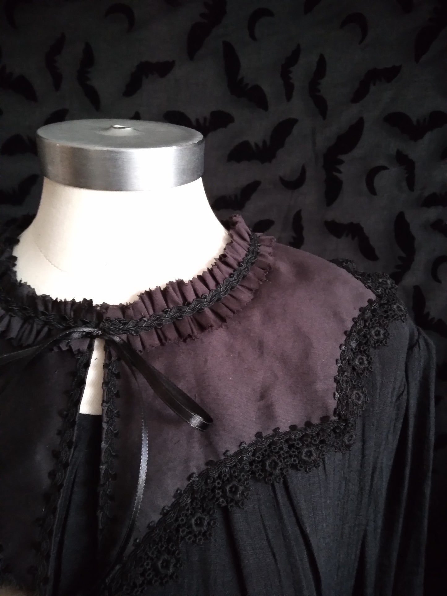 Alucard Batwing Collar